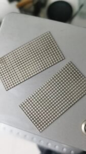 Metallized BeO ceramic component for RF and high-power electronic applications